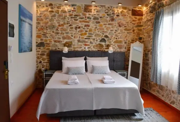 Castro Rooms Chios 6